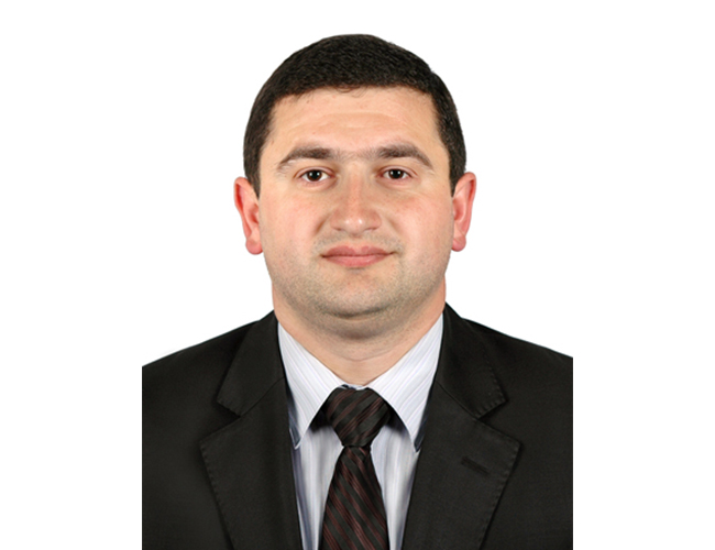 Ղարիբյան Էդգար