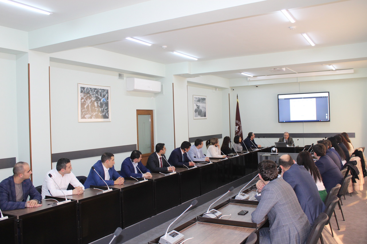1068